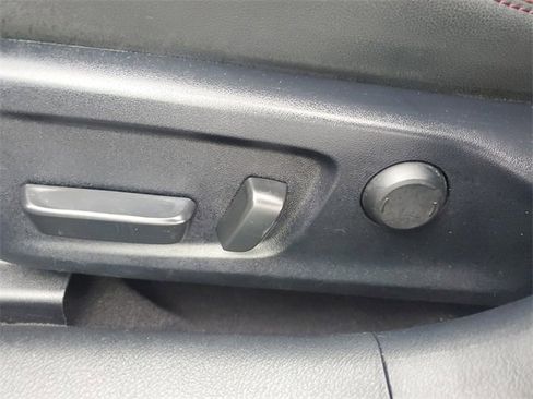 Used 2019 Lexus IS 300 image 19