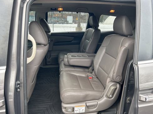 Used 2014 Honda Odyssey EX-L image 15