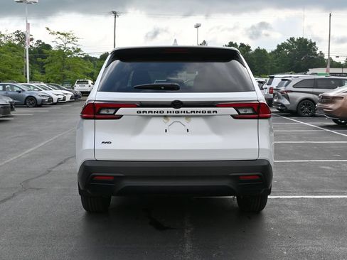 New 2026 Toyota Grand Highlander AWD image 6