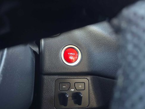 Used 2024 Toyota Tundra Limited w/ TRD Off-Road Package image 31