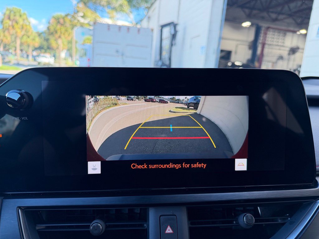 Used 2023 Lexus UX 250h F Sport FWD image 19