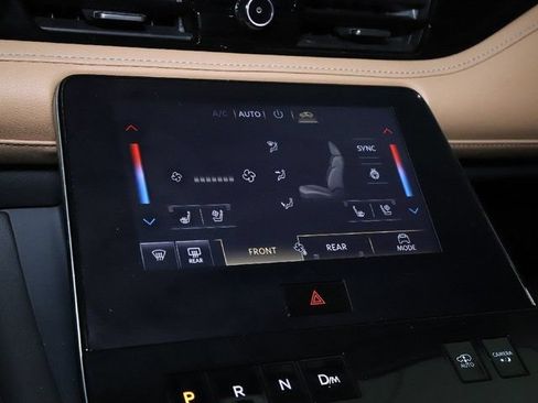 Used 2025 INFINITI QX80 Sensory AWD/4WD image 31