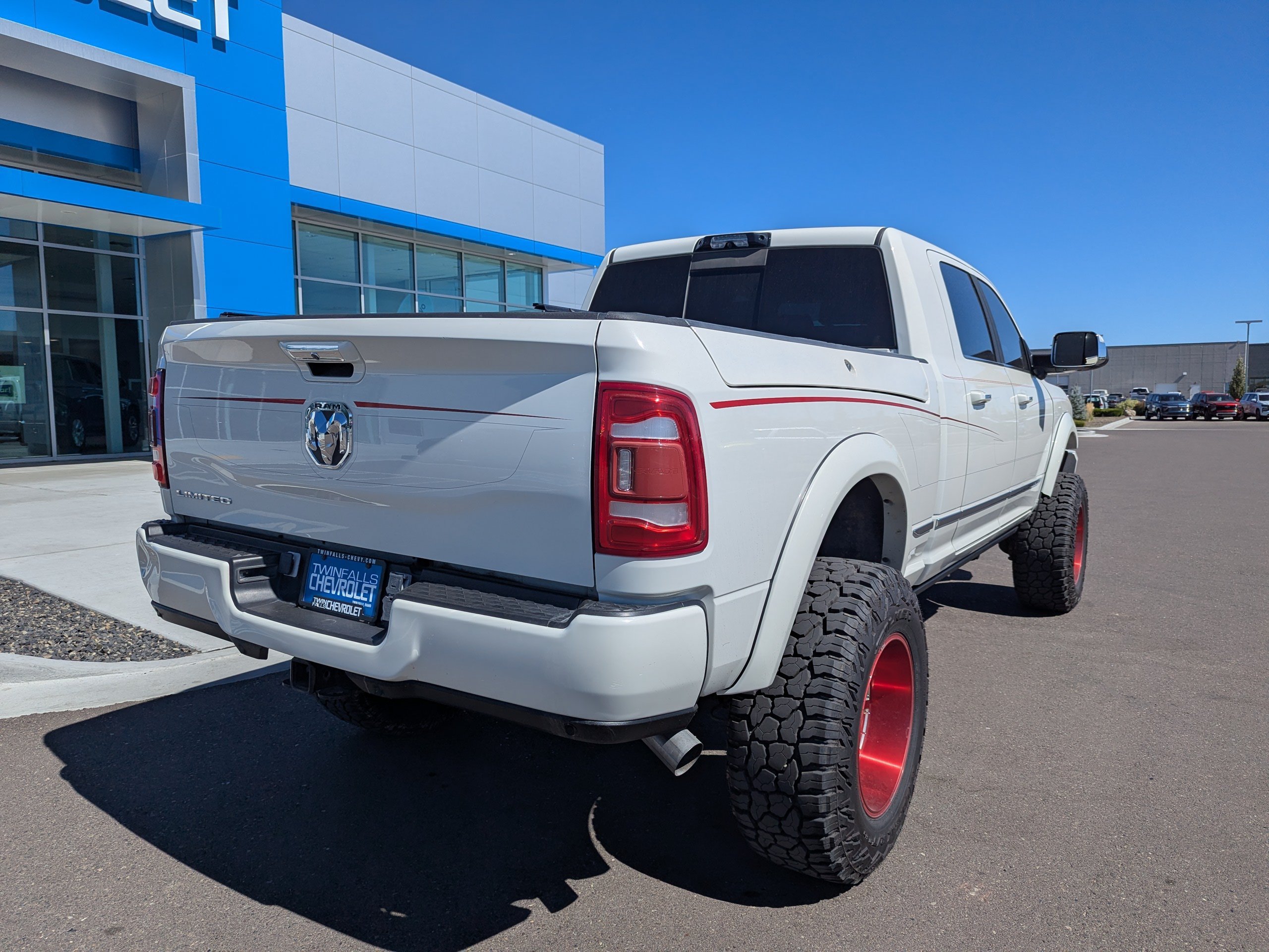 Used 2022 RAM 3500 Limited AWD/4WD image 37