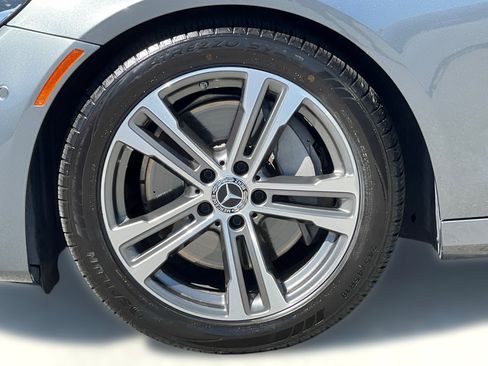 Used 2021 Mercedes-Benz E 350 Sedan image 12