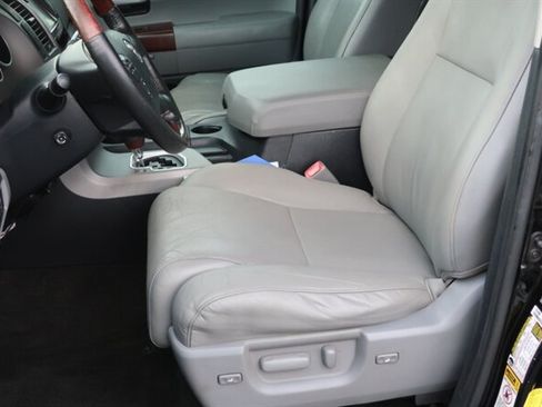 Used 2012 Toyota Sequoia Platinum AWD/4WD image 13