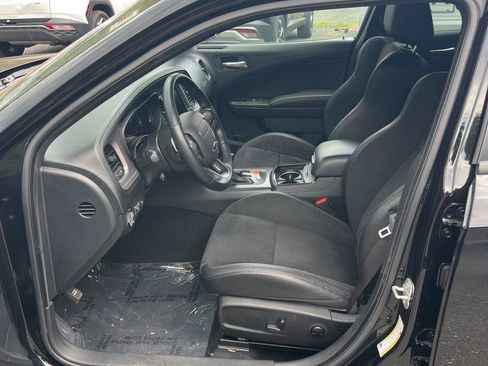 Used 2023 Dodge Charger R/T w/ Plus Group RWD image 6