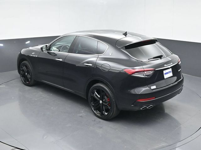 Used 2023 Maserati Levante GT AWD/4WD image 42