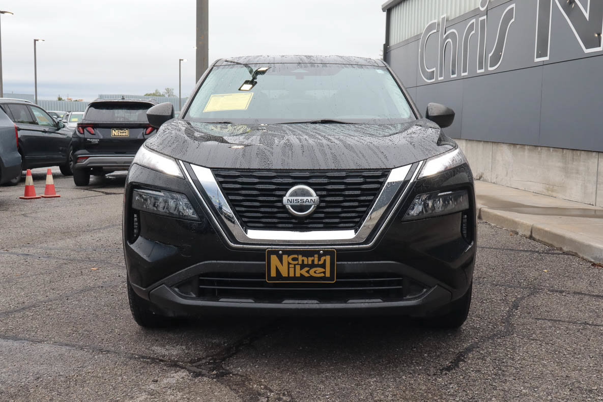 Used 2021 Nissan Rogue S FWD image 2