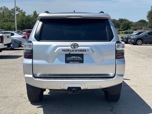 Used 2023 Toyota 4Runner SR5 Premium AWD/4WD image 5