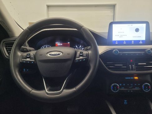 Used 2022 Ford Escape SE w/ Convenience Package FWD image 22