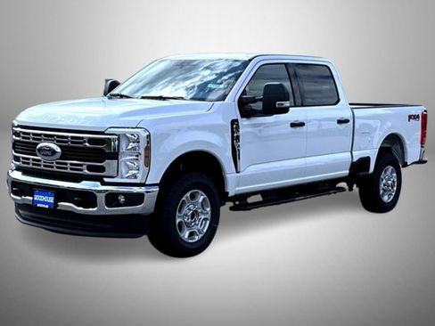 New 2026 Ford F250 XLT w/ FX4 Off-Road Package AWD/4WD image 1