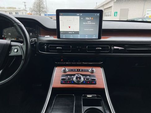 Used 2020 Lincoln Aviator Reserve w/ Equipment Group 202A image 26