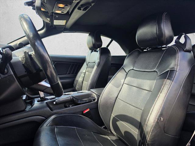 Used 2020 Ford Mustang Premium RWD image 23