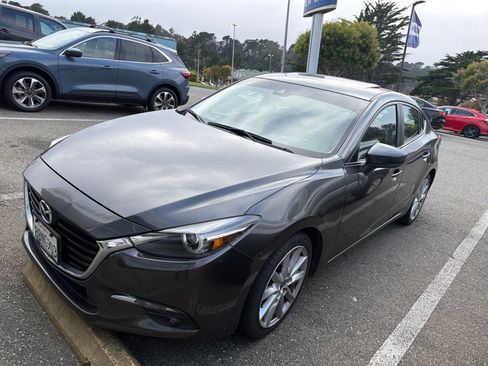 Used 2017 MAZDA MAZDA3 Grand Touring w/ Premium Equipment Package FWD image 3