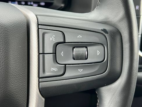 Used 2023 GMC Yukon XL Denali AWD/4WD image 29