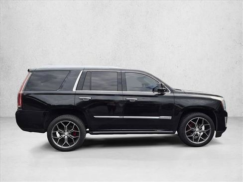 Used 2016 Cadillac Escalade Premium AWD/4WD image 4