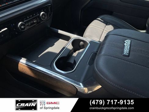 Used 2024 Chevrolet Silverado 2500 High Country w/ High Country Premium Package AWD/4WD image 20