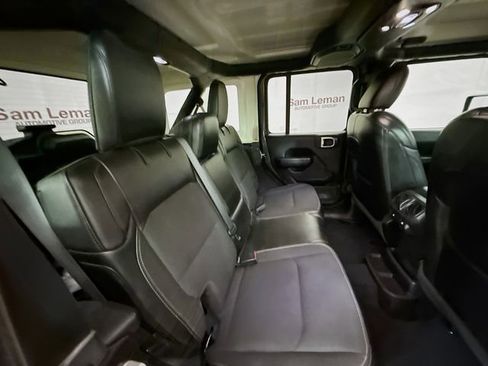 Used 2020 Jeep Wrangler Unlimited Sport image 26