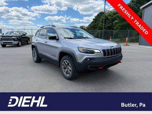 Used 2022 Jeep Cherokee Trailhawk w/ Premium Leather Package AWD/4WD image 1