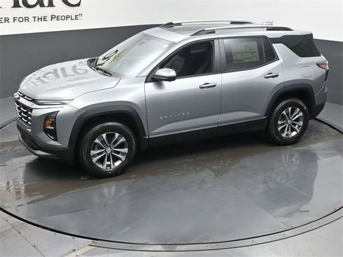 New 2026 Chevrolet Equinox LT image 22