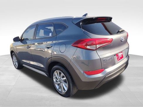 Used 2017 Hyundai Tucson SE Plus image 4