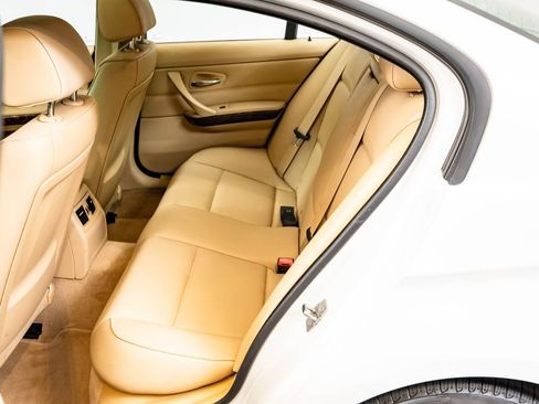 Used 2010 BMW 328i Sedan RWD image 41