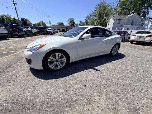 Used 2010 Hyundai Genesis 2.0T RWD image 54