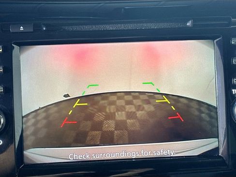 Used 2023 Nissan Murano SV image 16