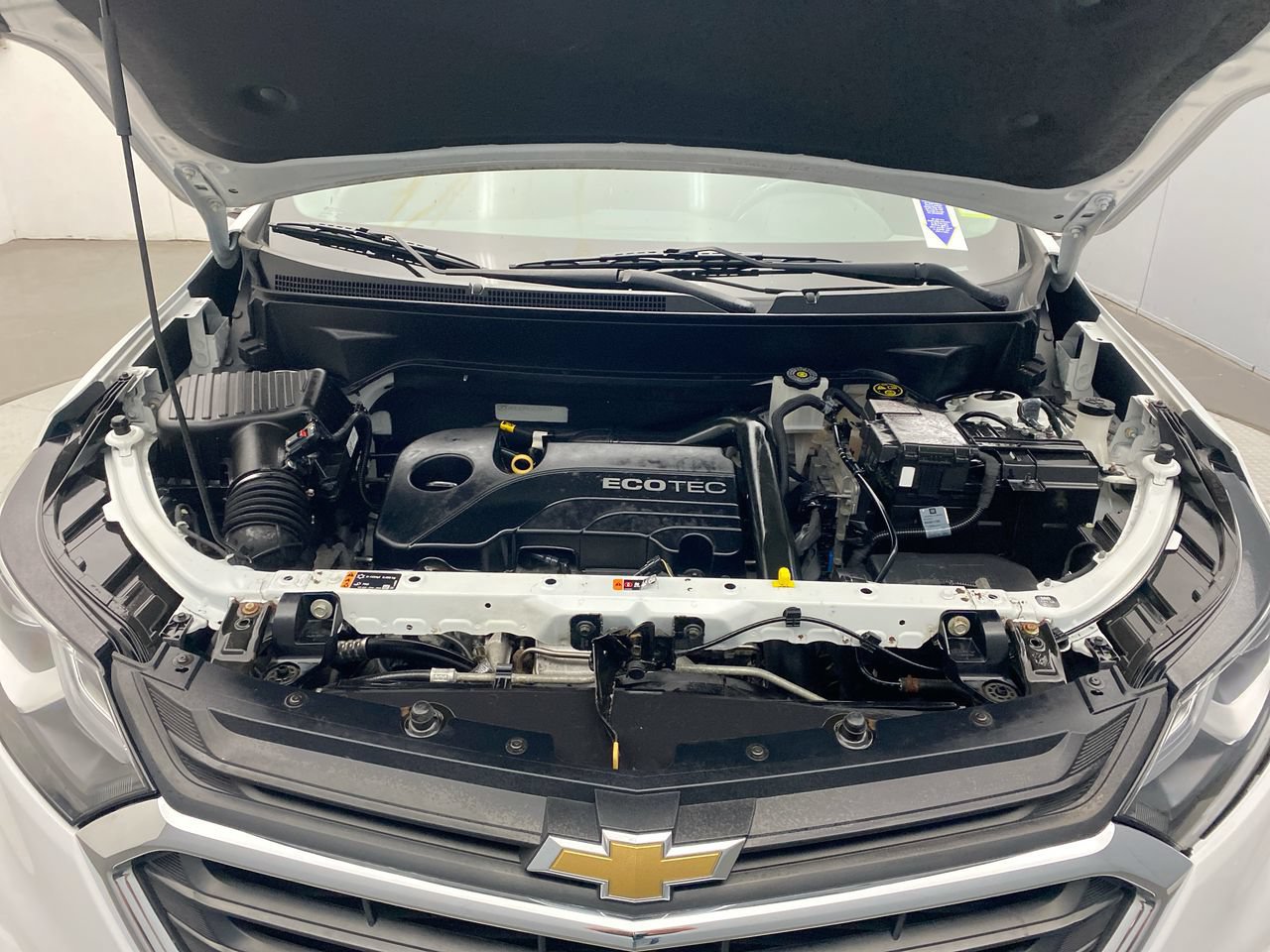 Used 2020 Chevrolet Equinox LT w/ Driver Convenience Package FWD image 11
