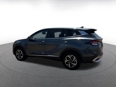 Used 2025 Kia Sportage LX FWD image 10