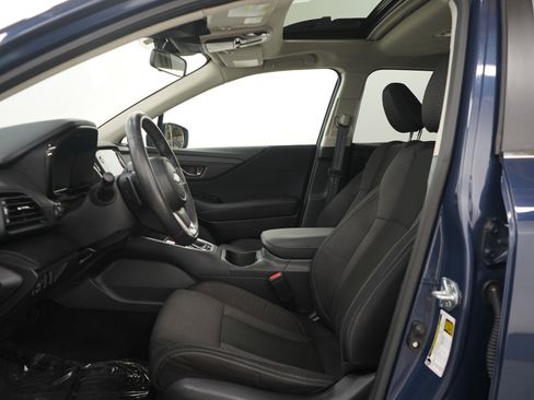 Used 2025 Subaru Outback Premium AWD/4WD image 22