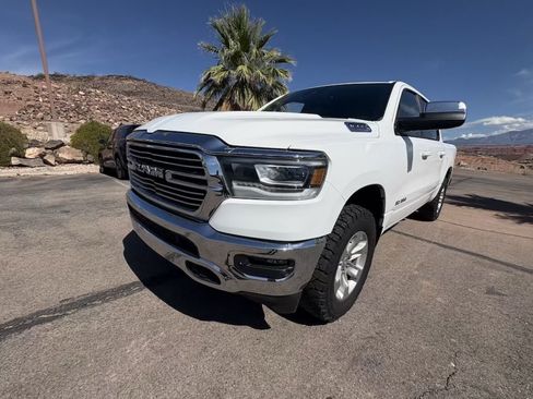 Used 2023 RAM 1500 Laramie AWD/4WD image 1