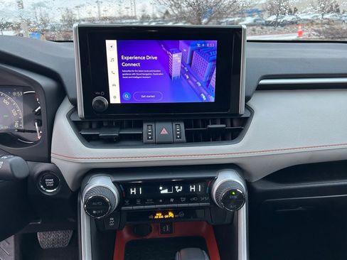 Used 2024 Toyota RAV4 Adventure image 21