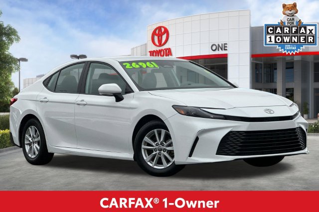 Used 2025 Toyota Camry LE FWD image 2