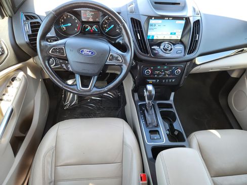 Used 2018 Ford Escape Titanium w/ Ford Safe & Smart Package AWD/4WD image 11