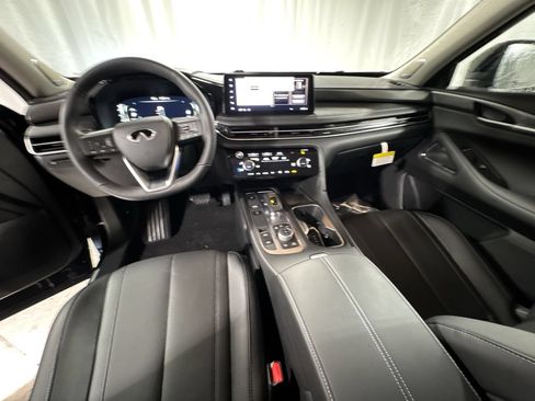 Certified 2026 INFINITI QX60 Luxe w/ Cargo Package AWD/4WD image 4