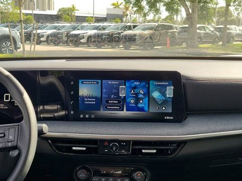 Certified 2026 Nissan Kicks SV FWD image 18