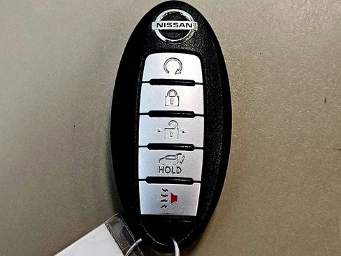 Used 2018 Nissan Murano Platinum image 28