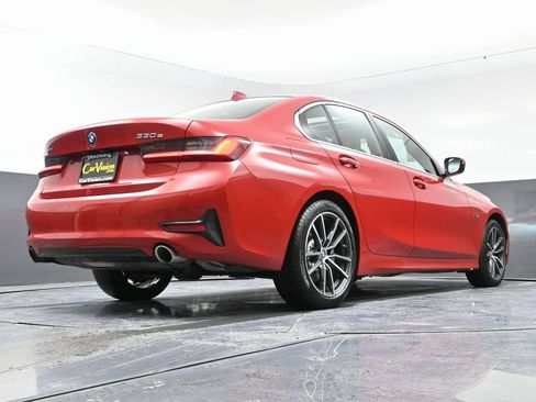 Used 2022 BMW 330e xDrive w/ Convenience Package AWD/4WD image 54