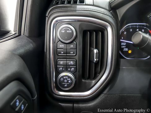 Used 2020 GMC Sierra 1500 Elevation w/ Elevation Value Package AWD/4WD image 24