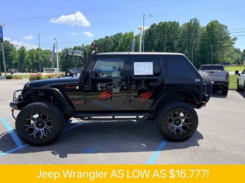 Used 2013 Jeep Wrangler Unlimited Rubicon AWD/4WD image 3