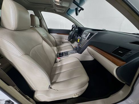 Used 2013 Subaru Outback 2.5i Limited w/ Moonroof Pkg image 33