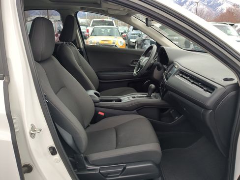 Used 2019 Honda HR-V EX image 33