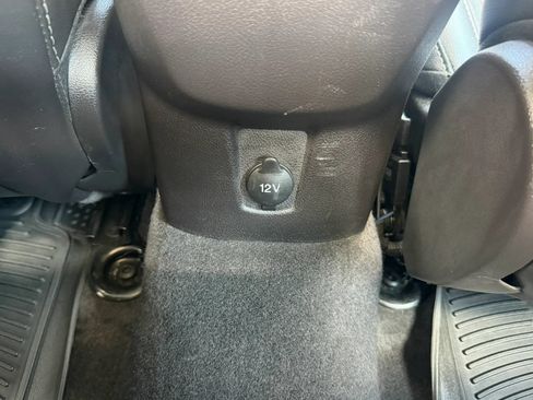 Used 2014 Ford Focus SE w/ Equipment Group 201A FWD image 14