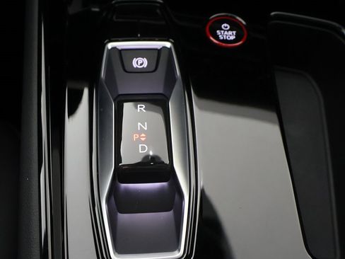 Used 2023 Audi e-tron GT Premium Plus image 53