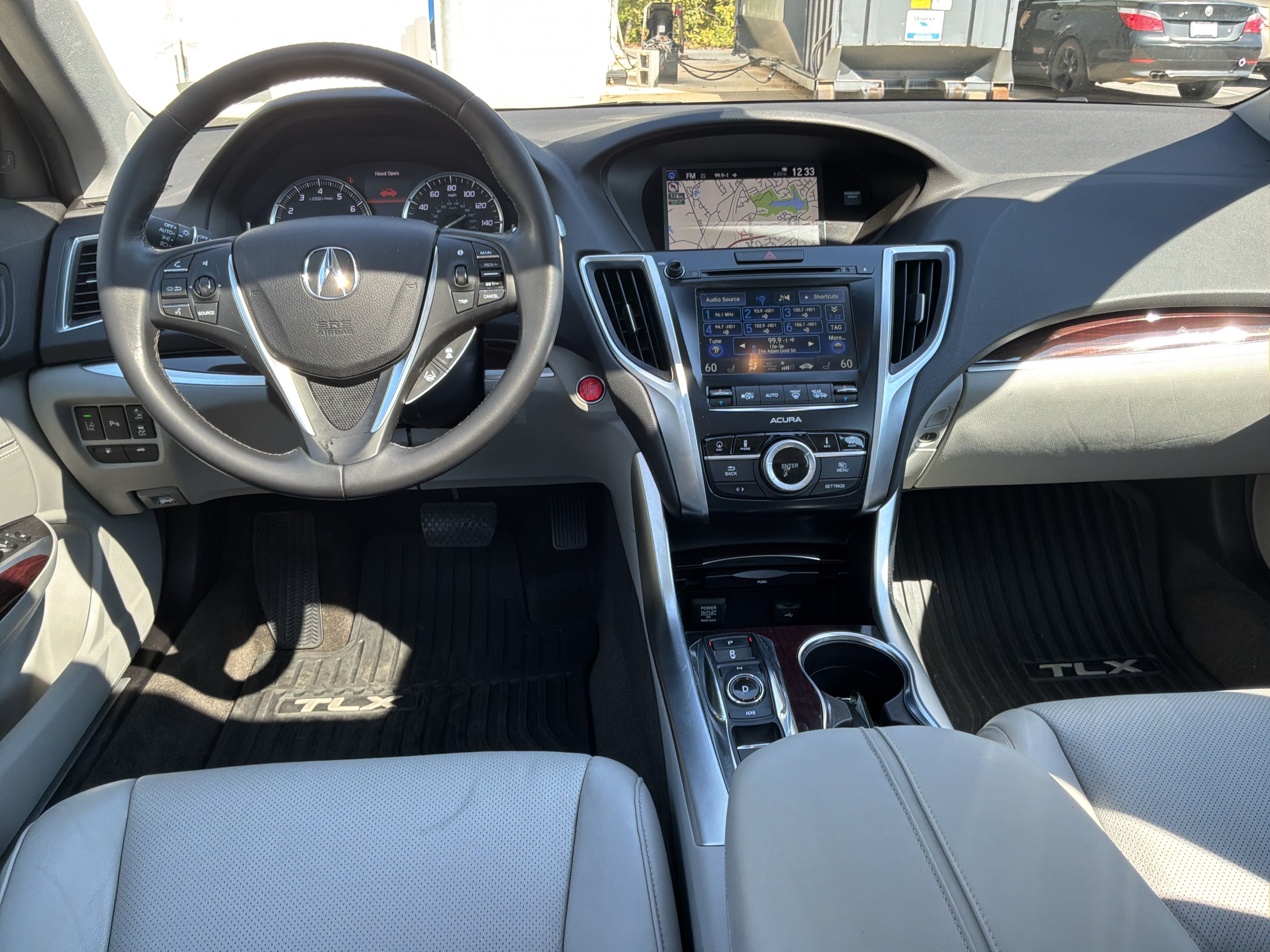Used 2015 Acura TLX w/ Advance Package AWD/4WD image 29