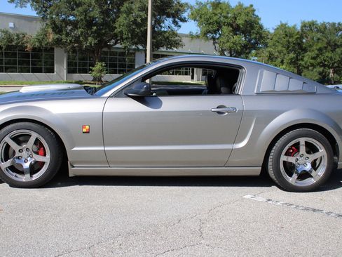 Used 2008 Ford Mustang GT RWD image 13