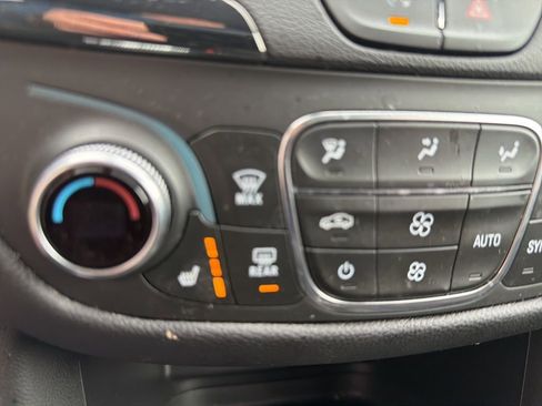 Used 2024 Chevrolet Equinox RS image 17