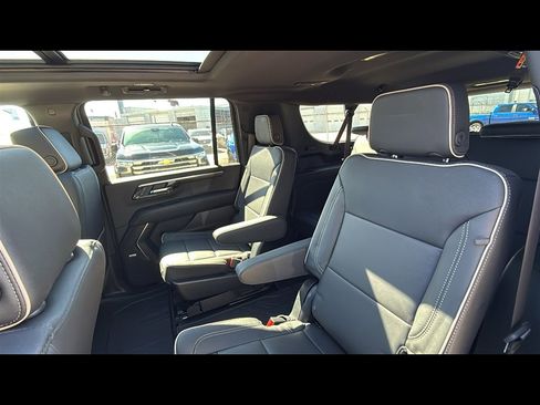 New 2026 Chevrolet Suburban Premier w/ Sun And Tow Package image 22