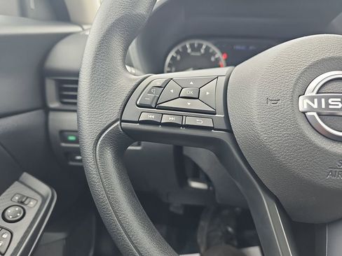 Used 2025 Nissan Sentra S FWD image 22